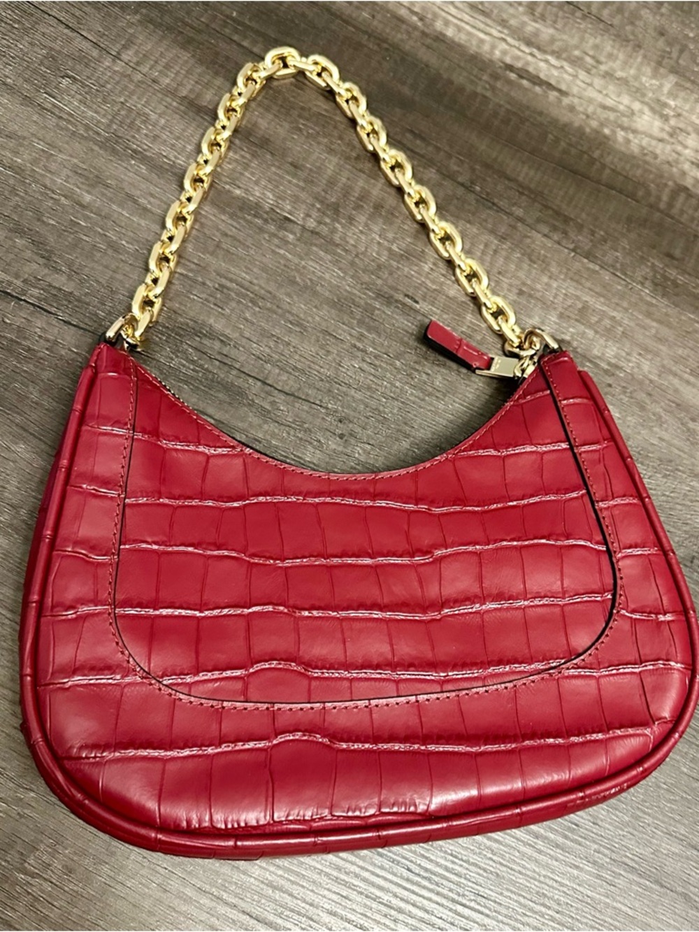 Red Croc-Embossed Chain Handle Shoulder Bag - Picture 2 of 8